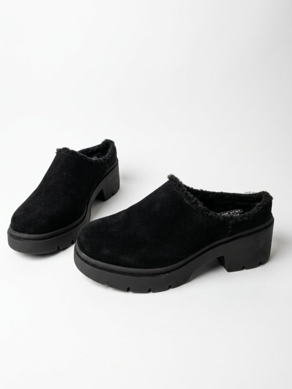 Skechers Cozy City Mules Black Suede Chunky Heel Slip On Size 9 Academia Grunge